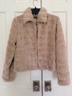 Faux Fur Cropped Open Front Jacket — Blush | Size XS | Cozy Neutral